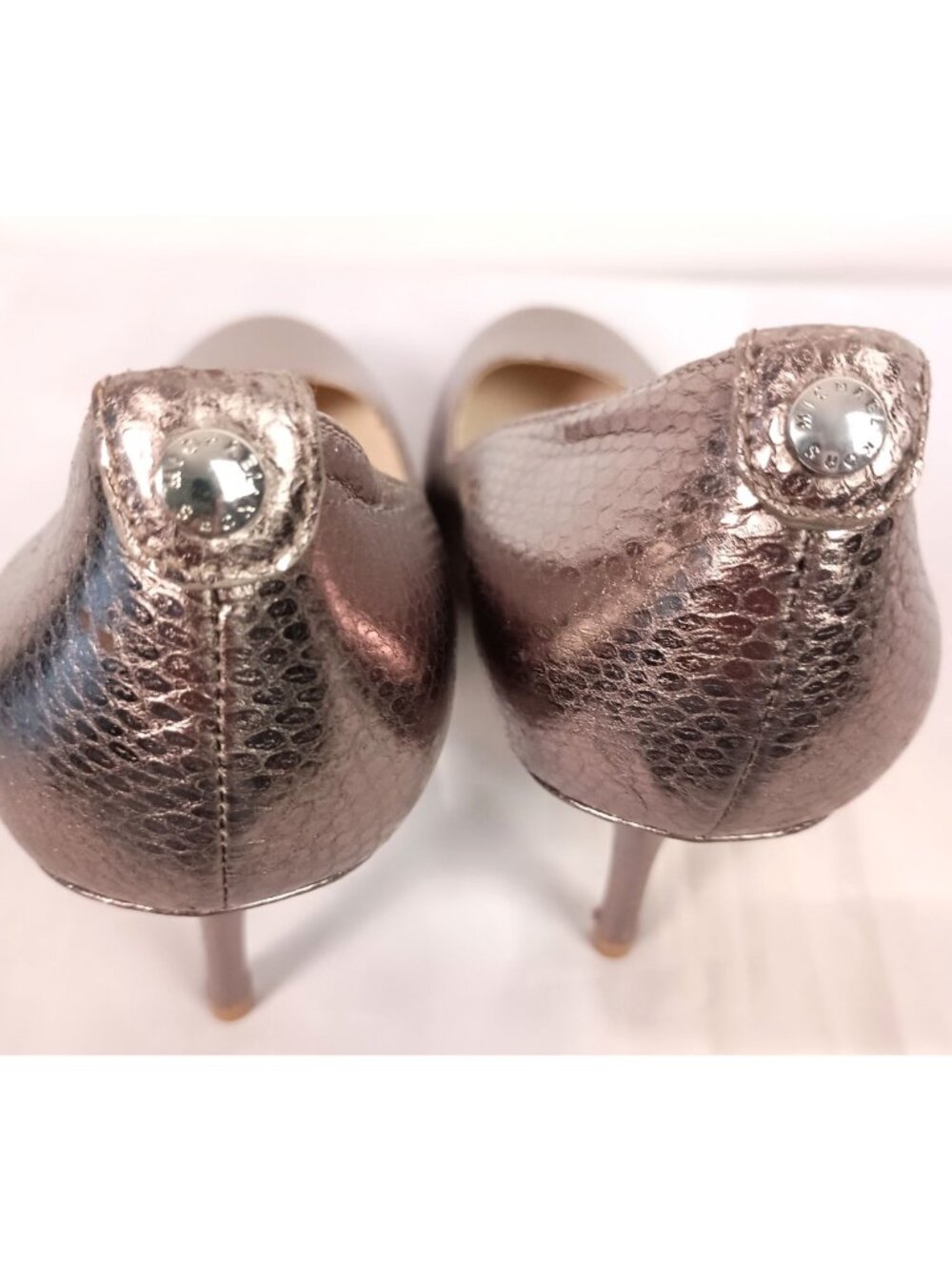 Michael Kors Pressley Pumps Metallic Crackle Leather Stiletto Women 6.5 - Picture 8 of 10